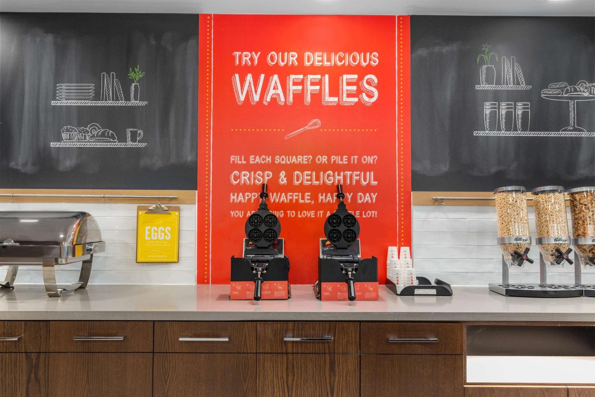 Hampton Inn & Suites By Hilton Toronto Downtown Экстерьер фото